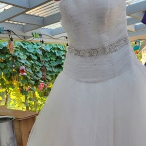 Wedding dress great conditions